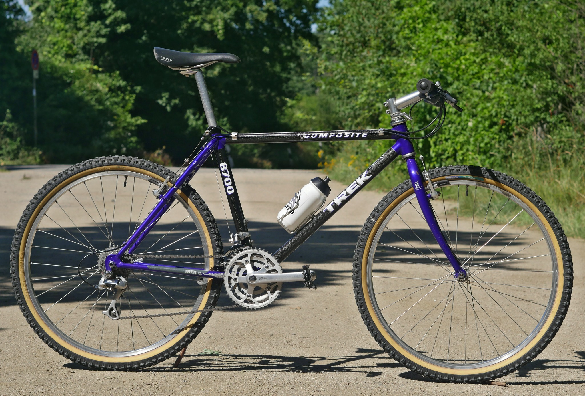 Let me come back to the Trek 8700 from 1993. There were two 