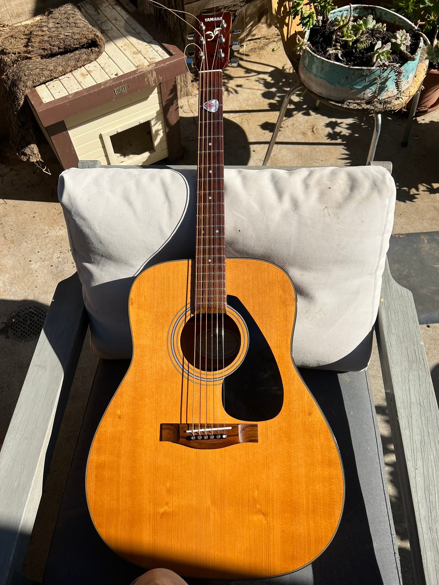 Yamaha F-340 acoustic guitar with minor interior work