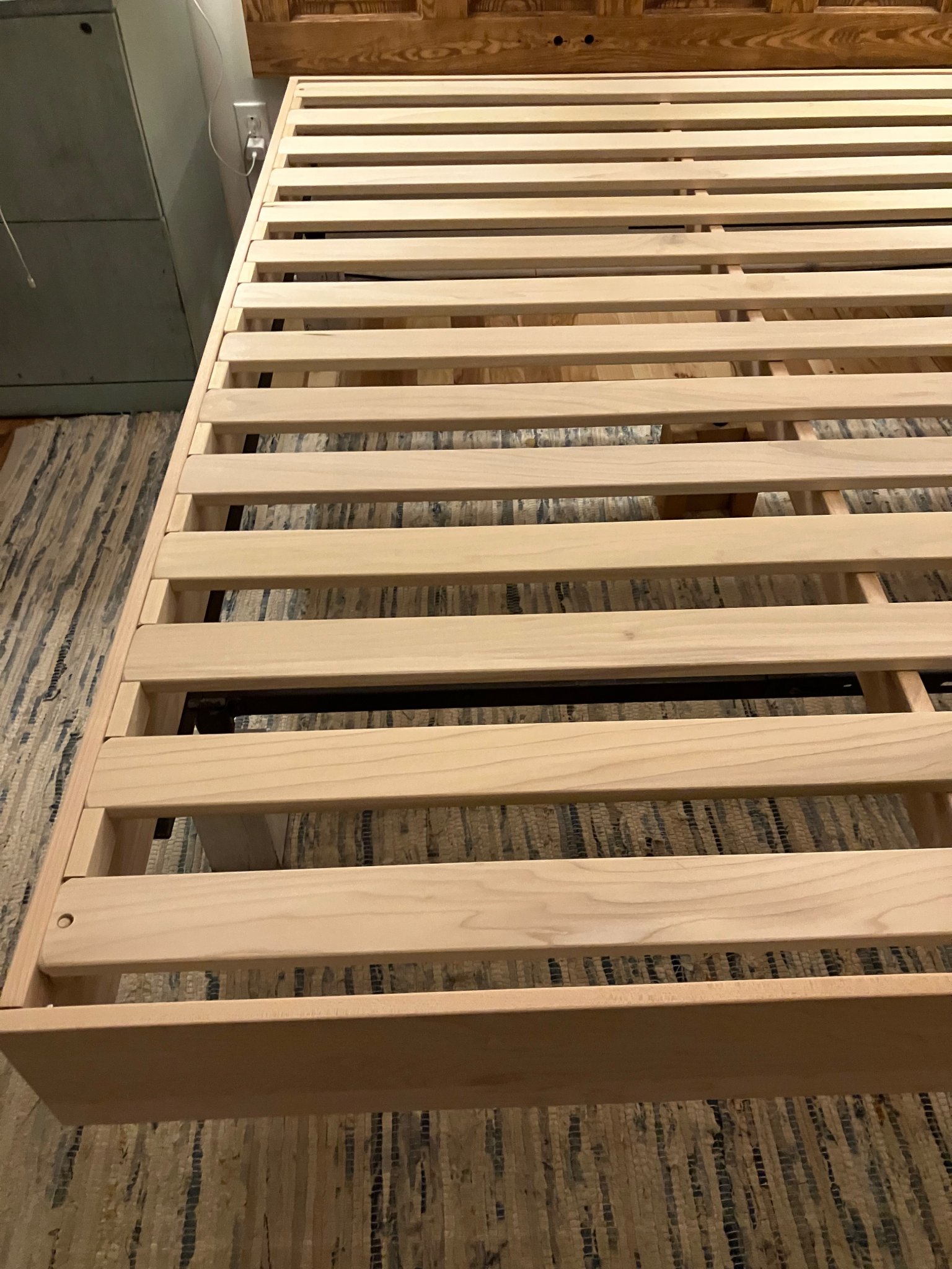 Savvy Rest Maple & Poplar Wooden Platform Bed Insert / Mattress Base ...