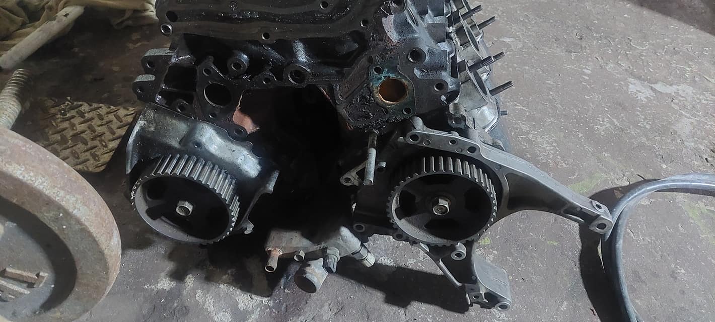 Breaking up/ Colt v6 engine - Car Engines & Engine Parts - Cape Town ...