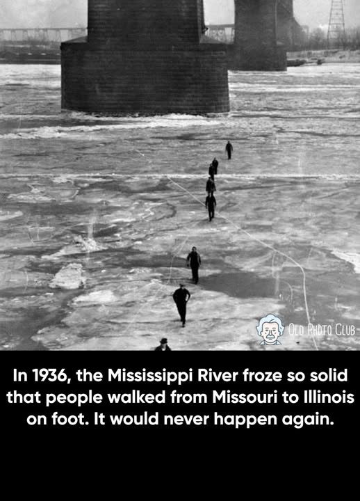 Mississippi River froze in St. Louis in 1936