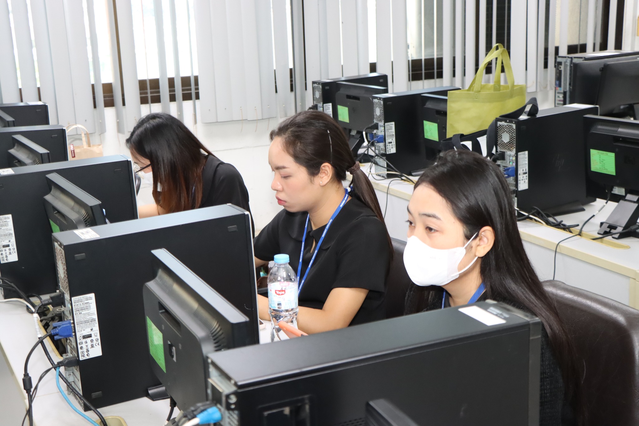 โครงการ “Thesis Forum 2568” ในหัวข้อ “Data interpretation and ...