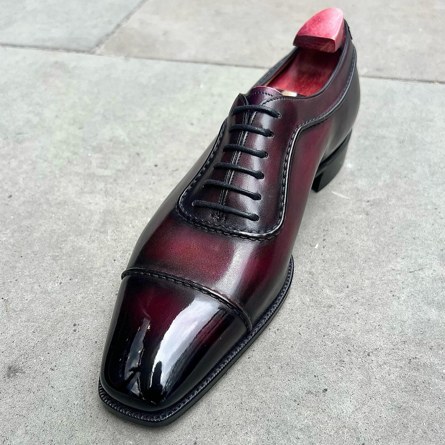 Oxblood with black burnishing patina on @gazianogirling #shoeporn 