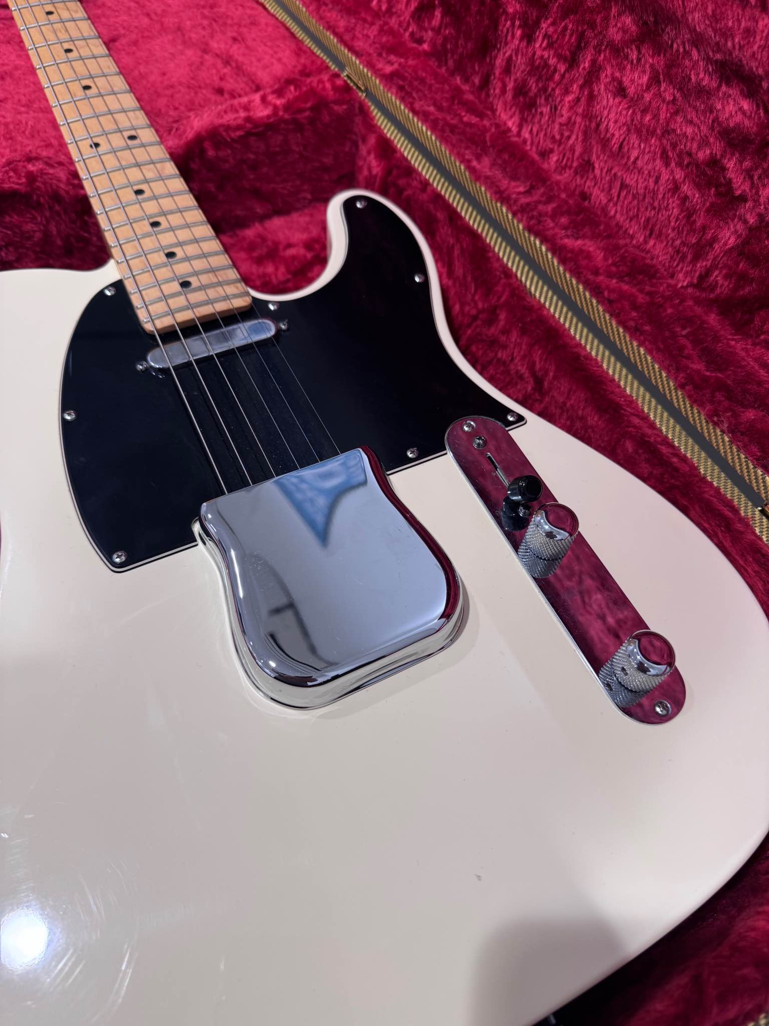2010 American Special Fender Telecaster - Electric Guitars - Reece City ...