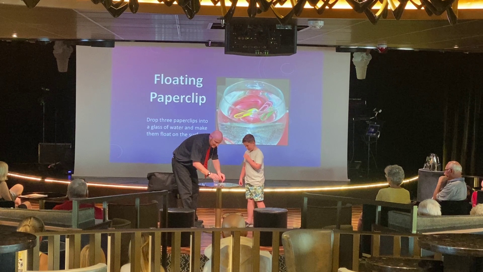 Amazing Stephen - Children's Entertainer & Magician