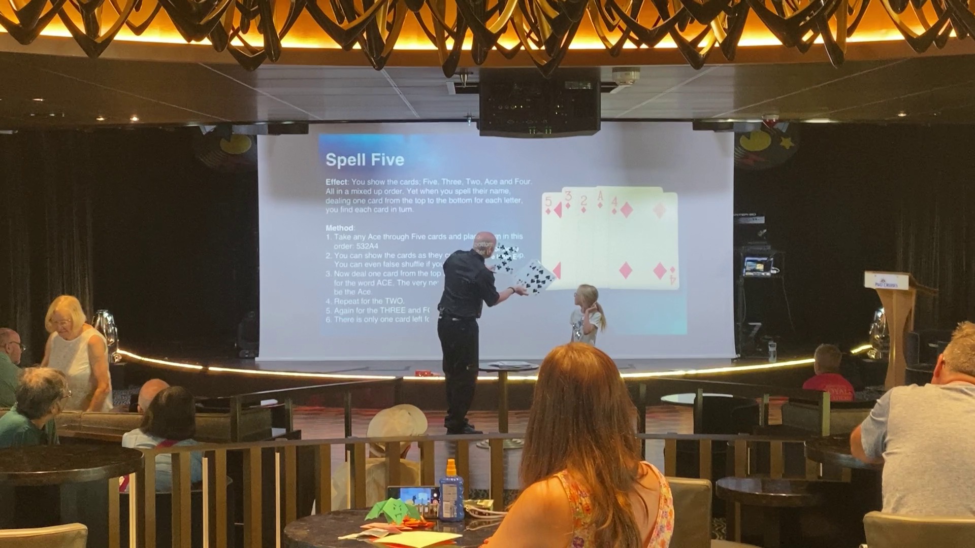 Amazing Stephen - Children's Entertainer & Magician