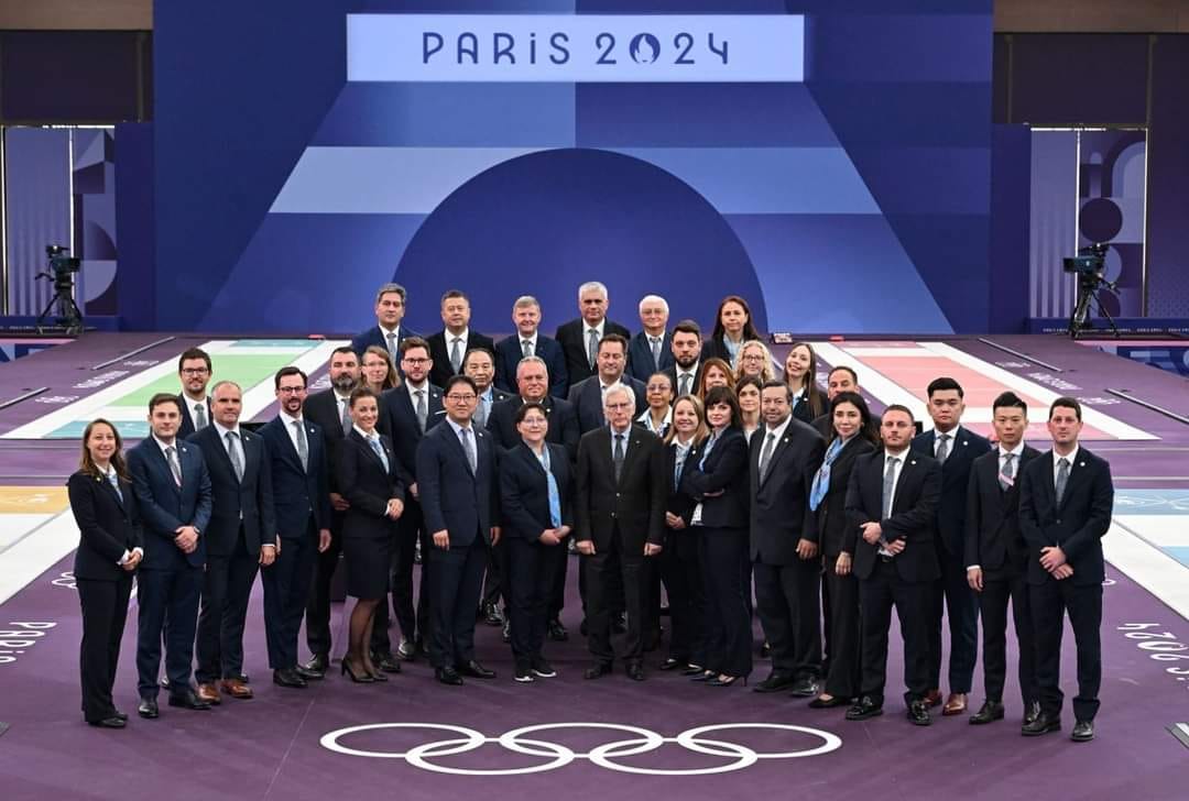 Esgrima - Refrees at Paris 2024 #Fencing #fencingrefree #Paris2024 # ...
