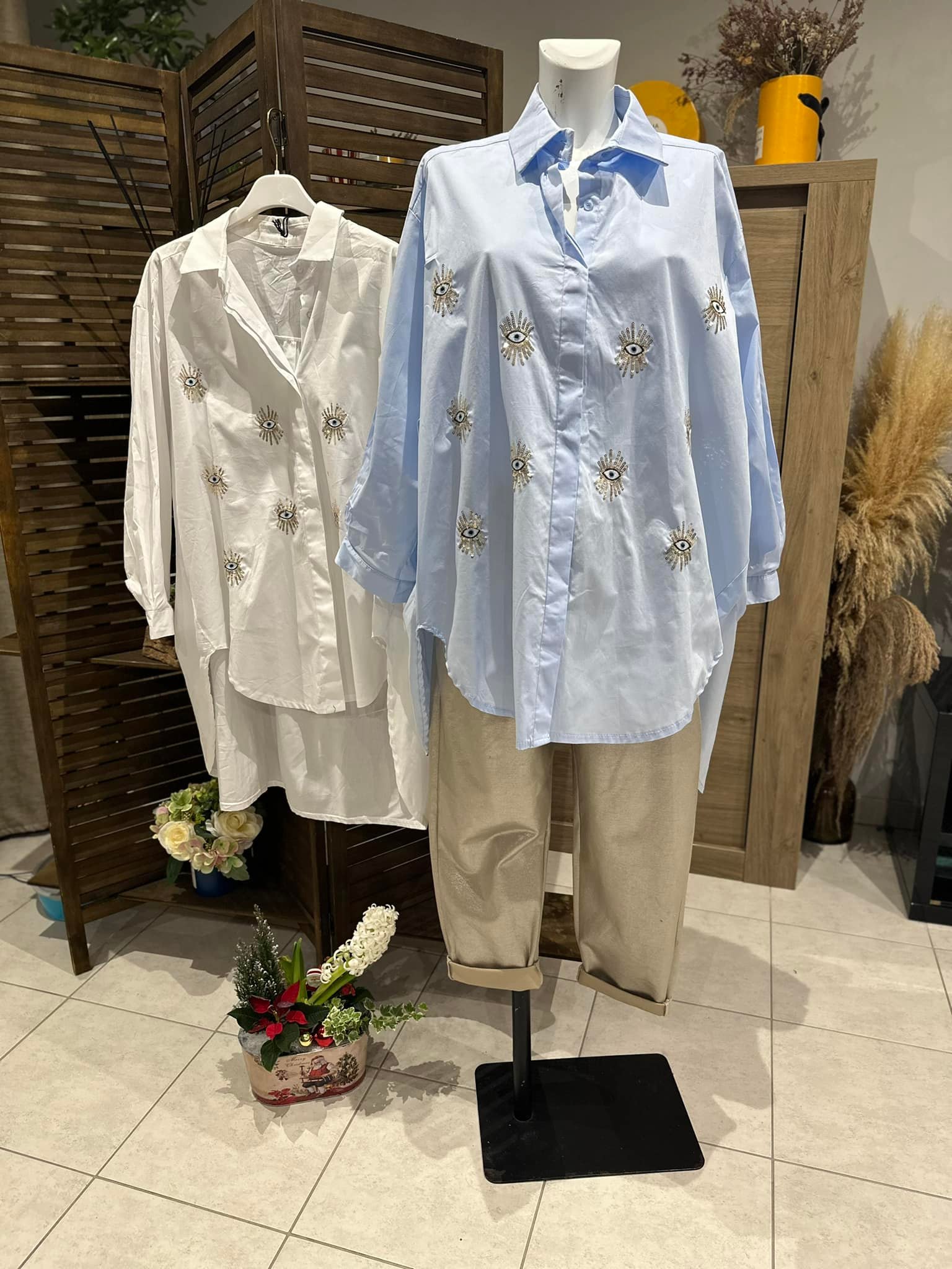 Larissa ASD - Chemisier taille unique 42 jusqu’à 54 à 49€...