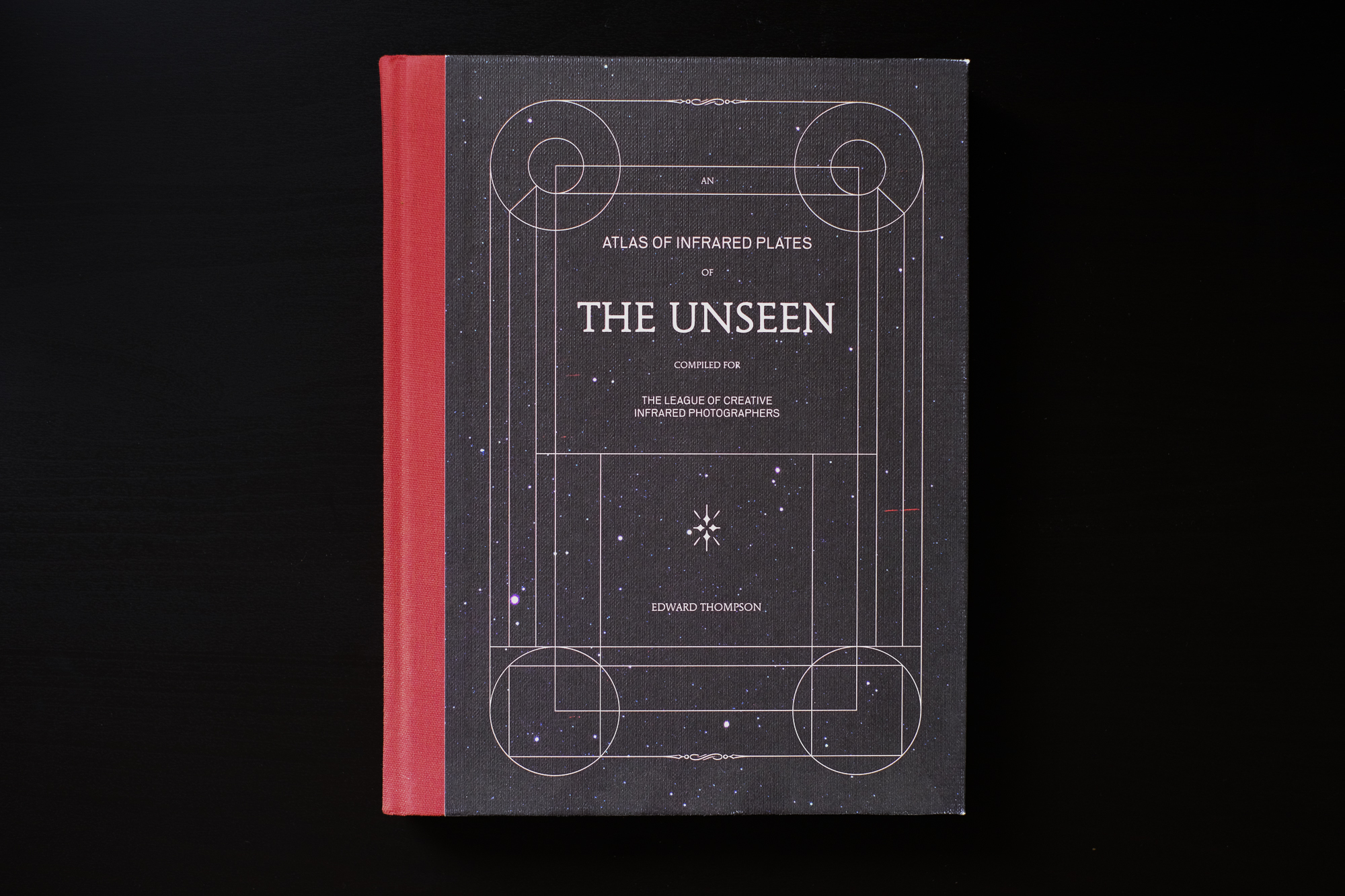 The Unseen: An Atlas of Infrared Plates by Edward Thompson 
