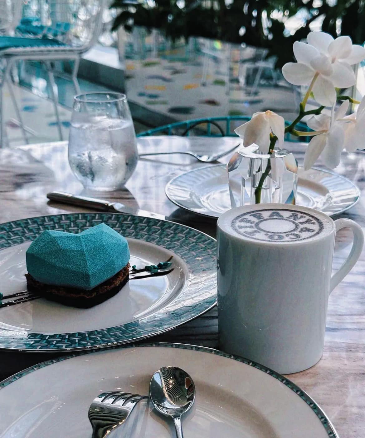 Jean Station - 💎☕️ Afternoon Tea สไตล์ Tiffany แบบปังๆ ... | Facebook