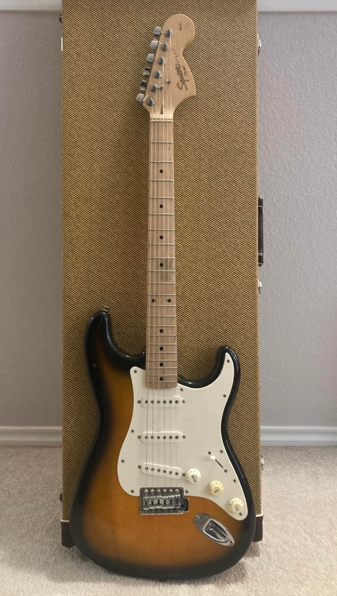 Squier Affinity Stratocaster mod with humbucker