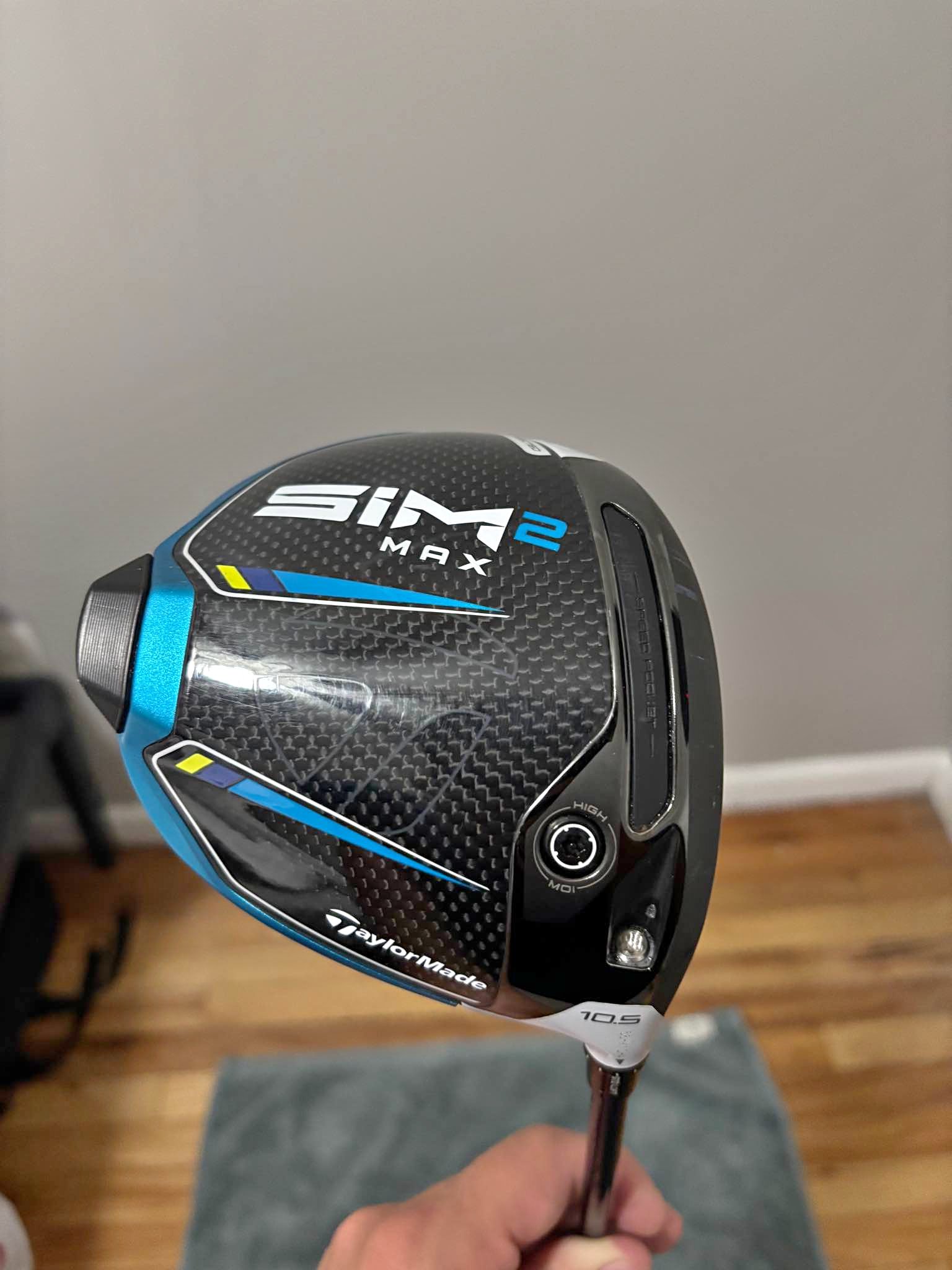 TaylorMade SIM2 Max Driver 10.5° Stiff Ventus Shaft + Headcover 