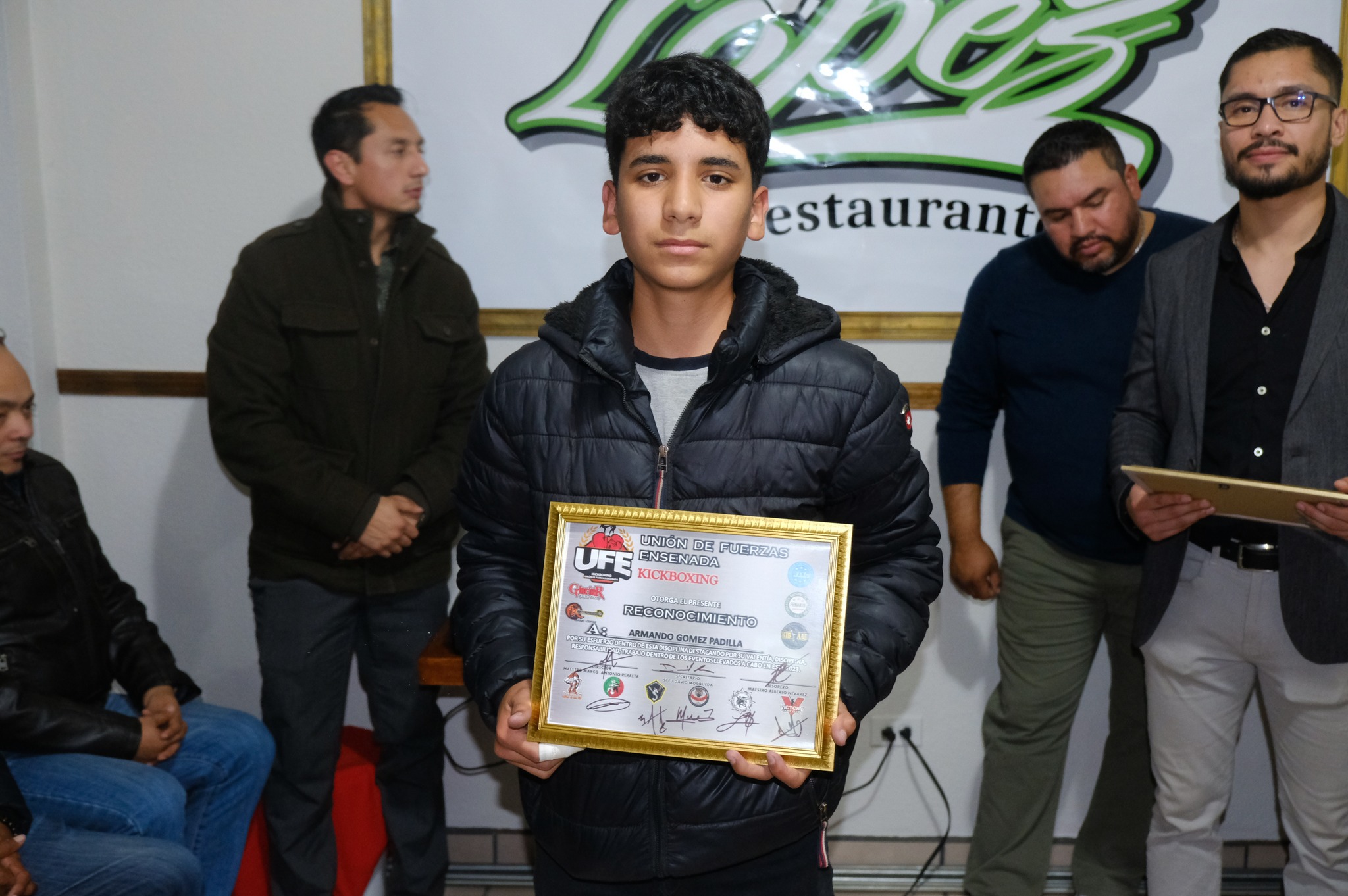 Meta Deportiva - Realiza UFE su primera cena de gala y...