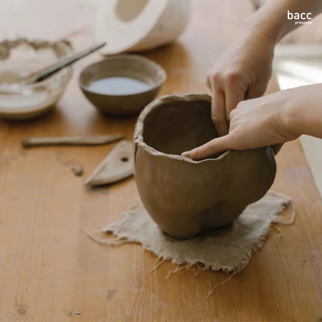 Bacc - การเปลี่ยนรูปทรง (Altering Shapes) . ที่มาภาพ: https://ceramike ...
