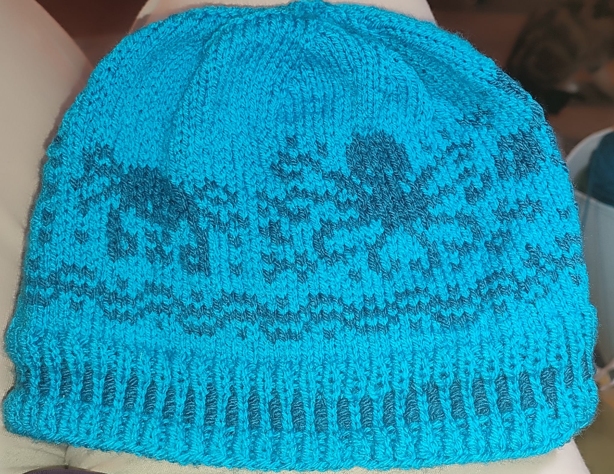 Using The Doodle Knit Directory by Jamie Lomax. My first make. It