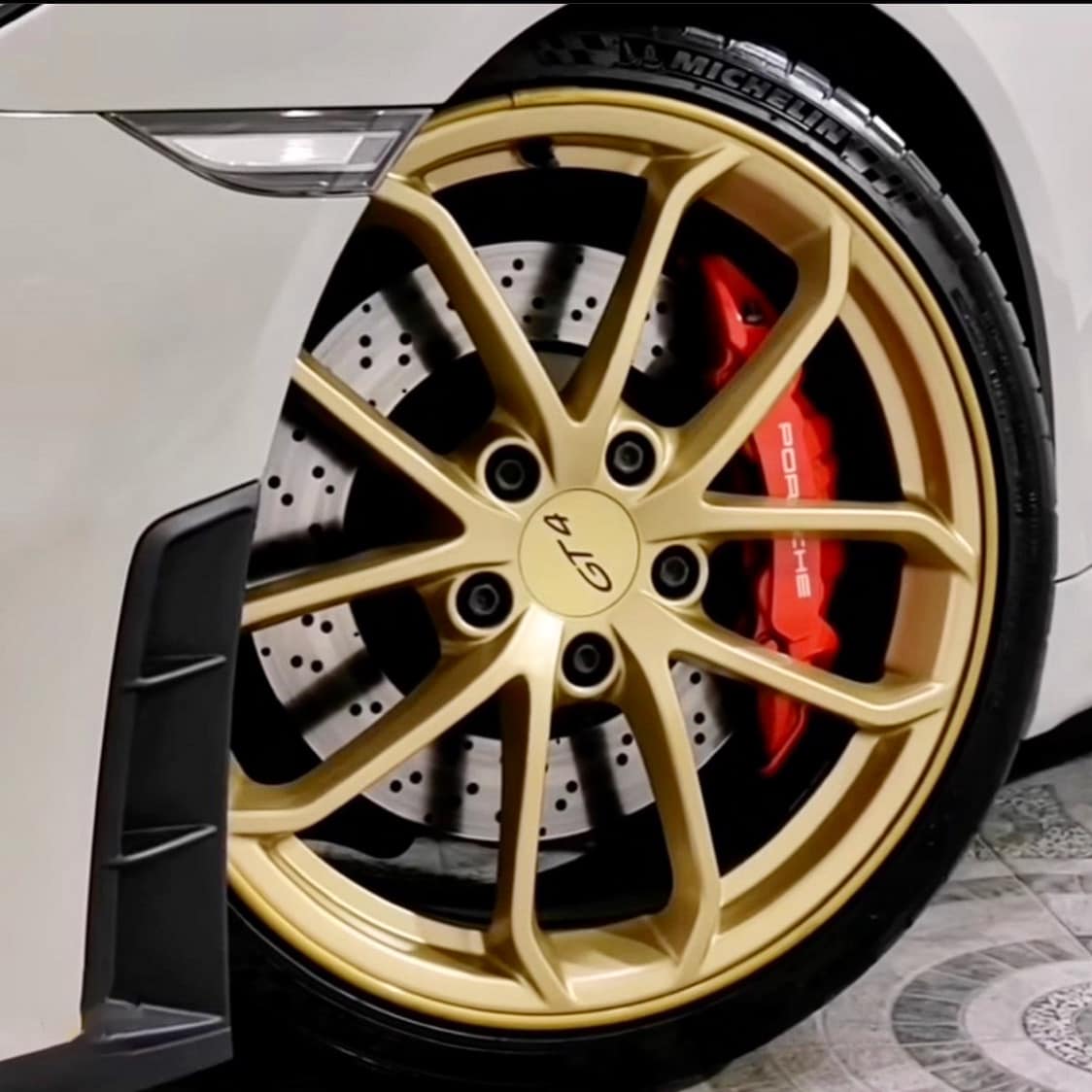 AlloyGator - Gold - our most underrated color! 🏆 Protect your wheels ...