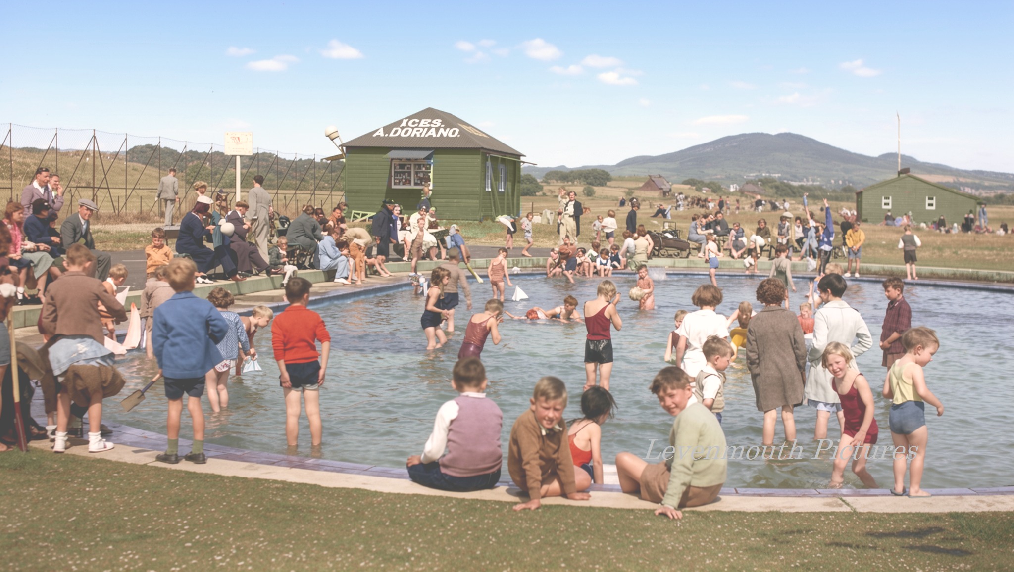 Levenmouth - The Paddling Pool on Leven Promenade around 1950s | Facebook