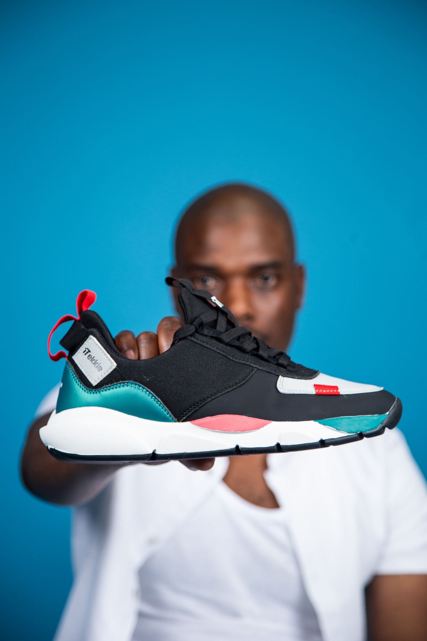 iTekkie - 🔥 The wait is finally over! The Apex Sneakers are now ...