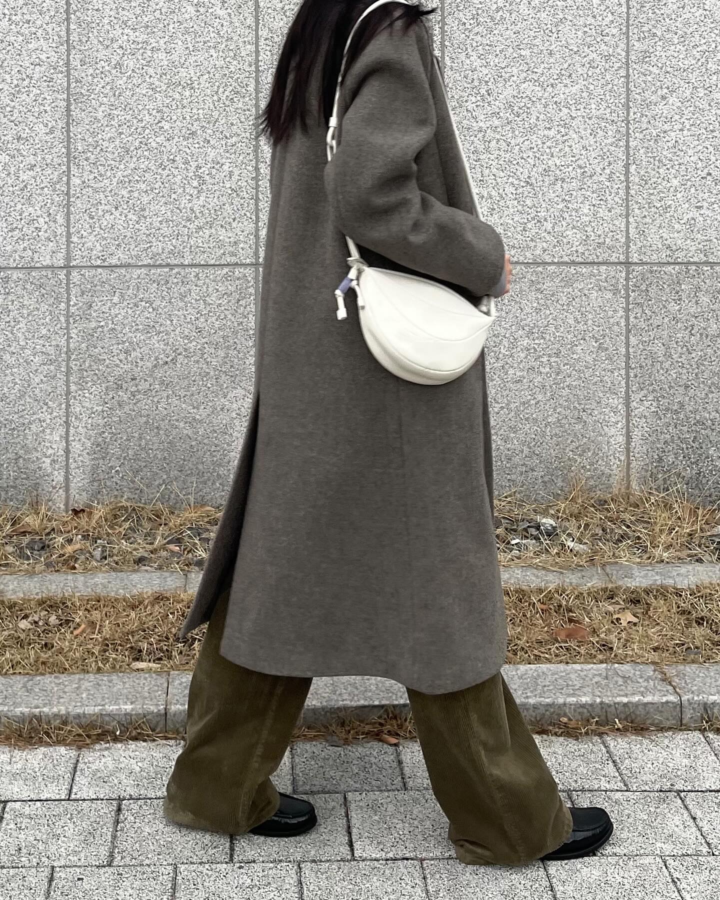 NEW IN ? - ?Small fling bag #archivepke #아카이브앱크