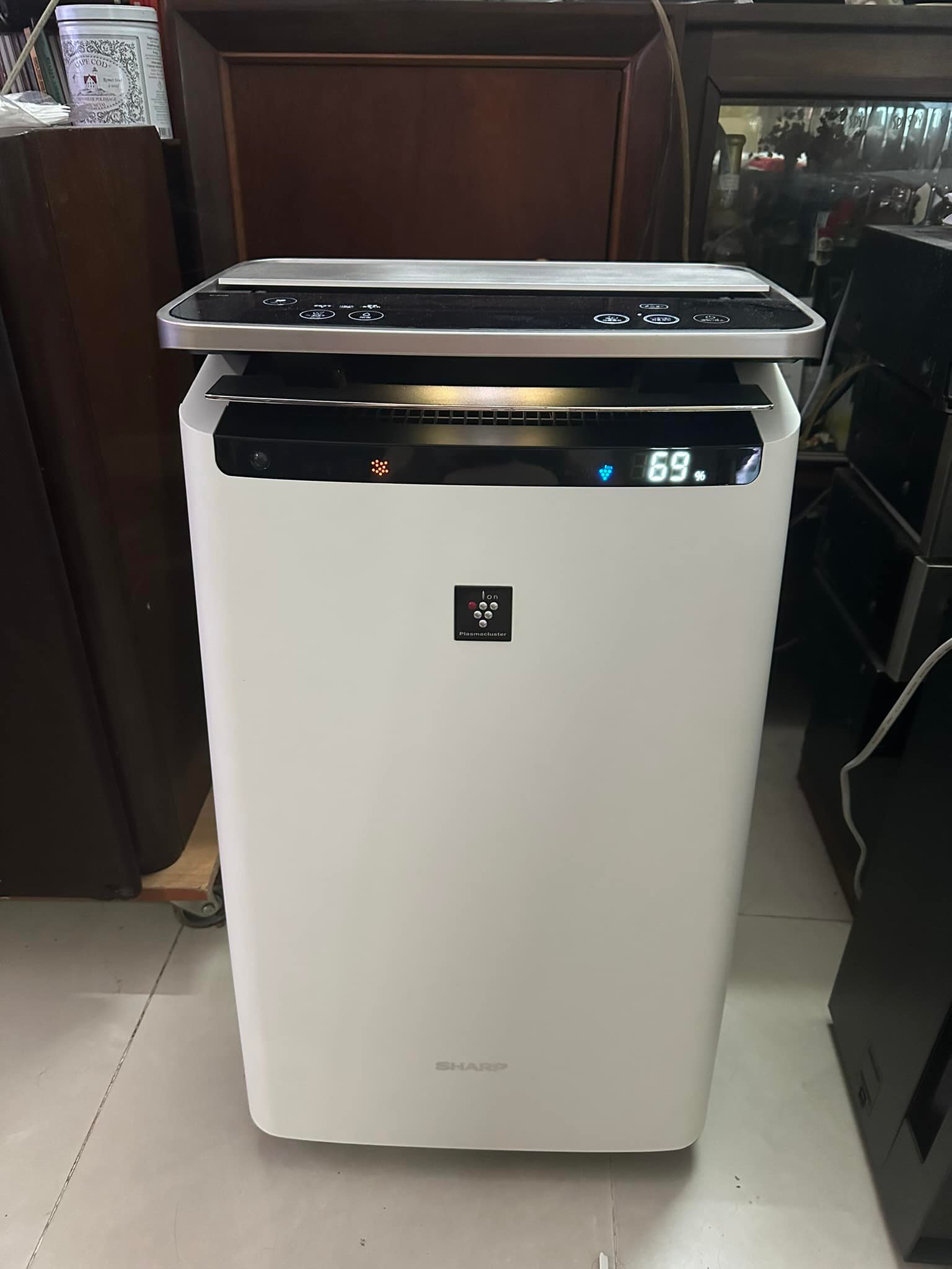Loc không khí Sharp Ki-JP100, dòng trùm cuối của hãng, đầy đủ công 