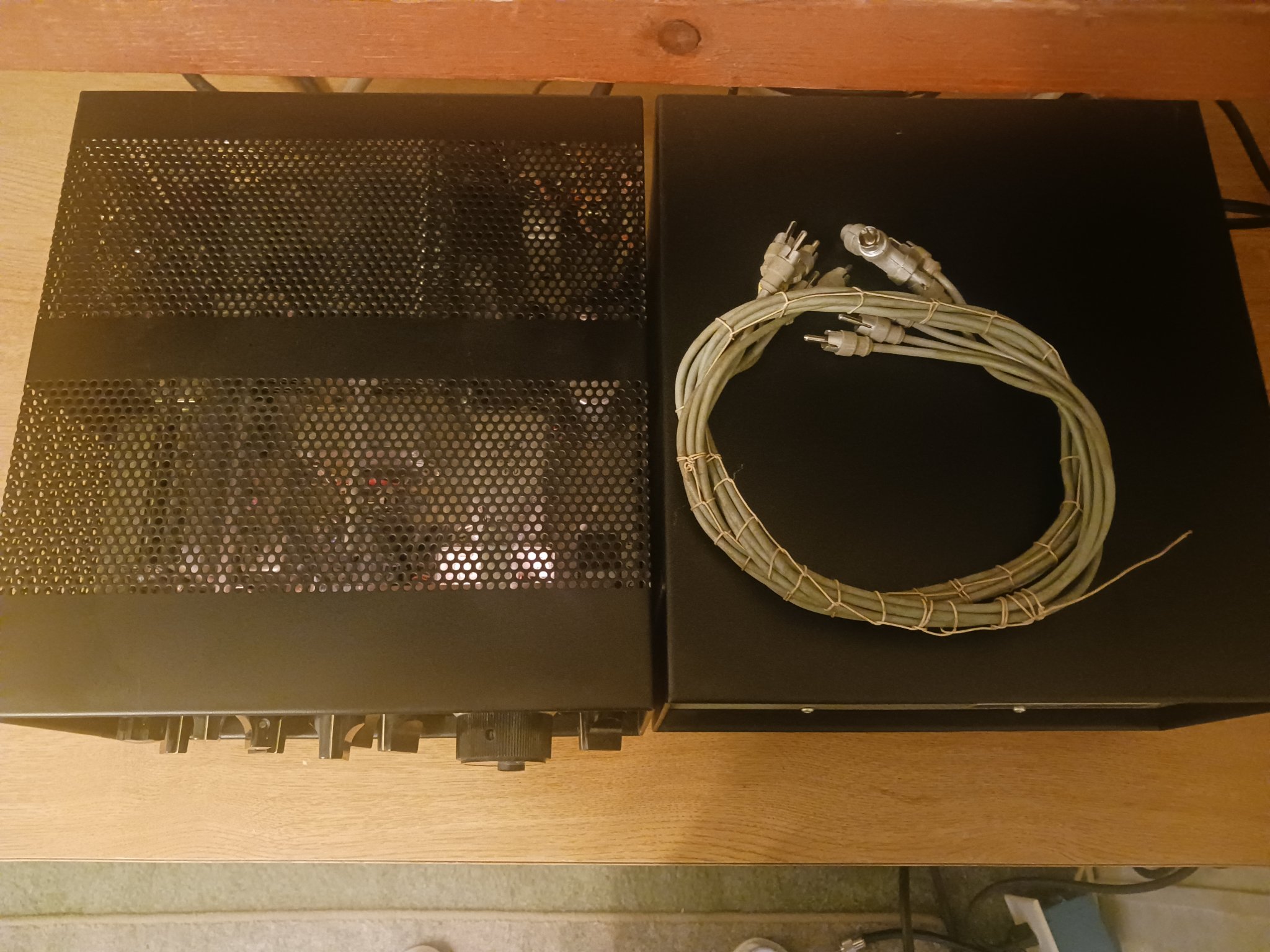 Drake T4XC Transmitter & Matching Drake MS-4 Power Supply/Speaker