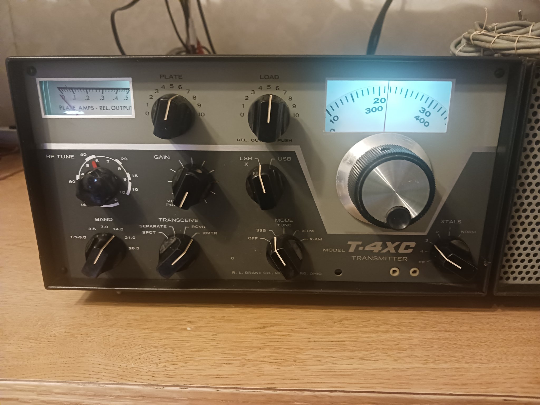 Drake T4XC Transmitter & Matching Drake MS-4 Power Supply/Speaker