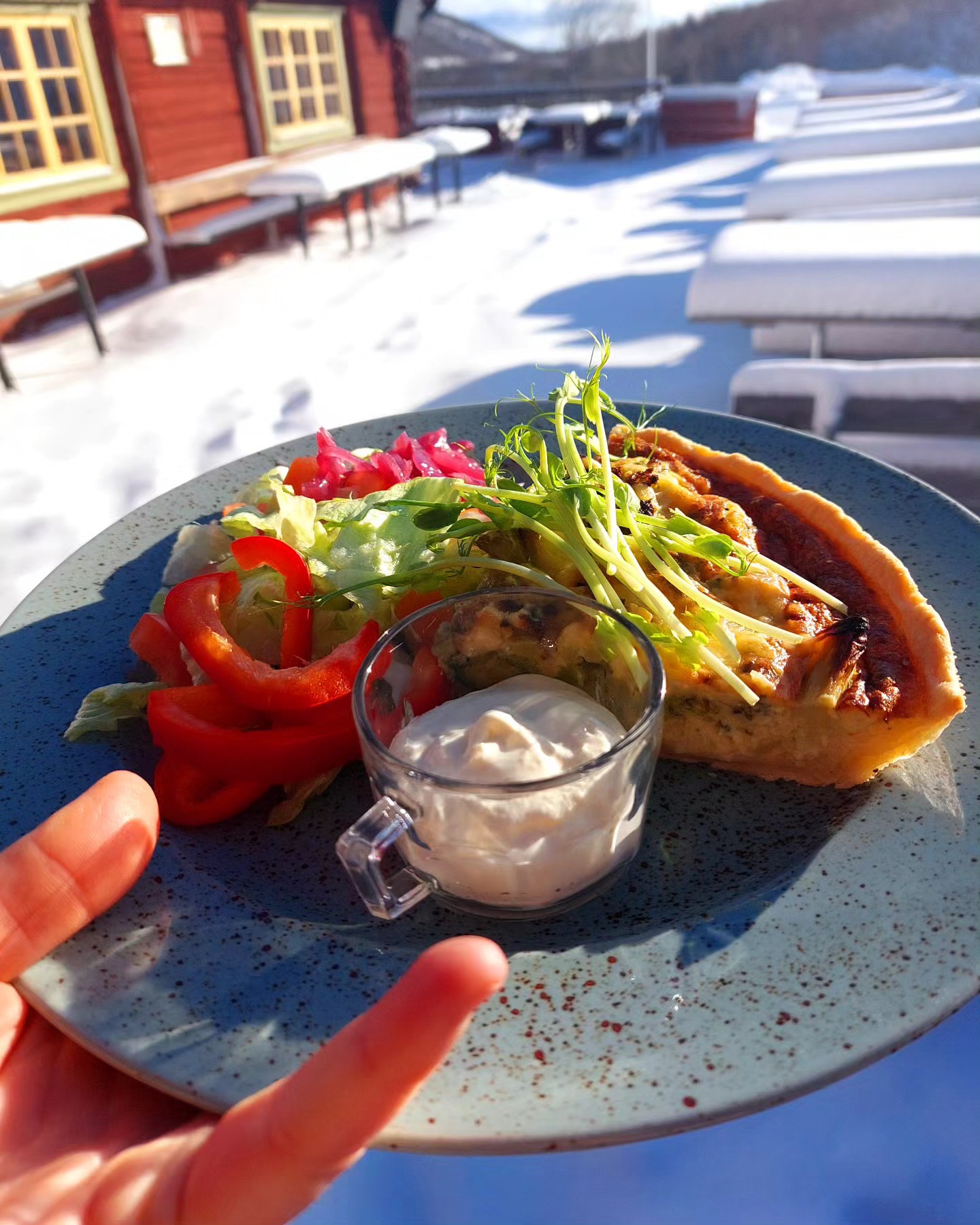 Wärdshuset Forbonden - Mums 😋 Gott med våffla! Utöver den klassiska med ...