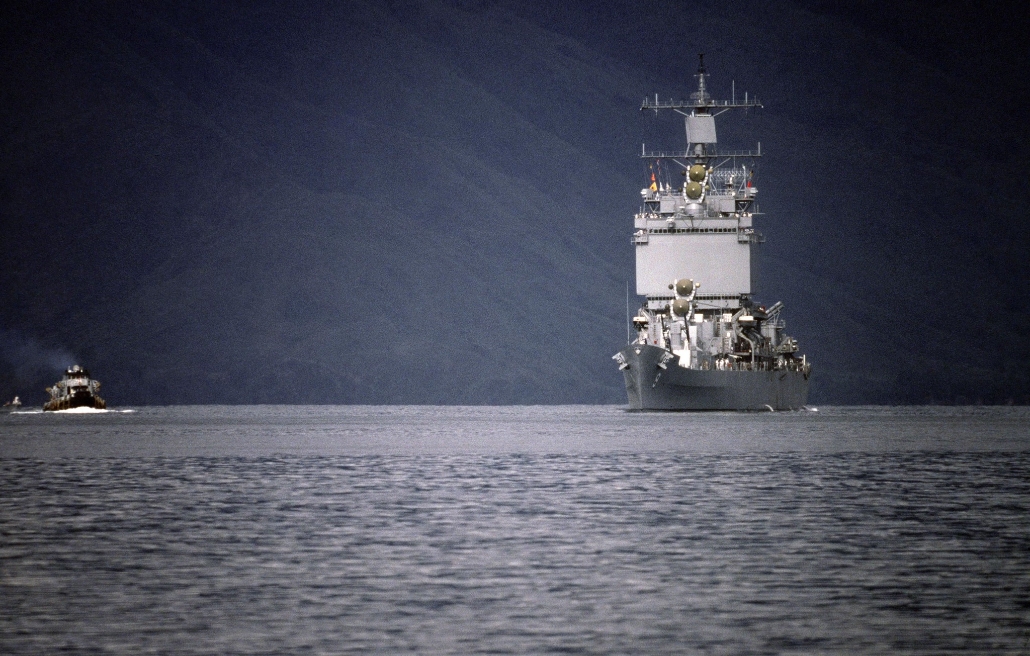 Navy - USS Long Beach (CGN-9) entering Subic Bay in August of 1987 ...