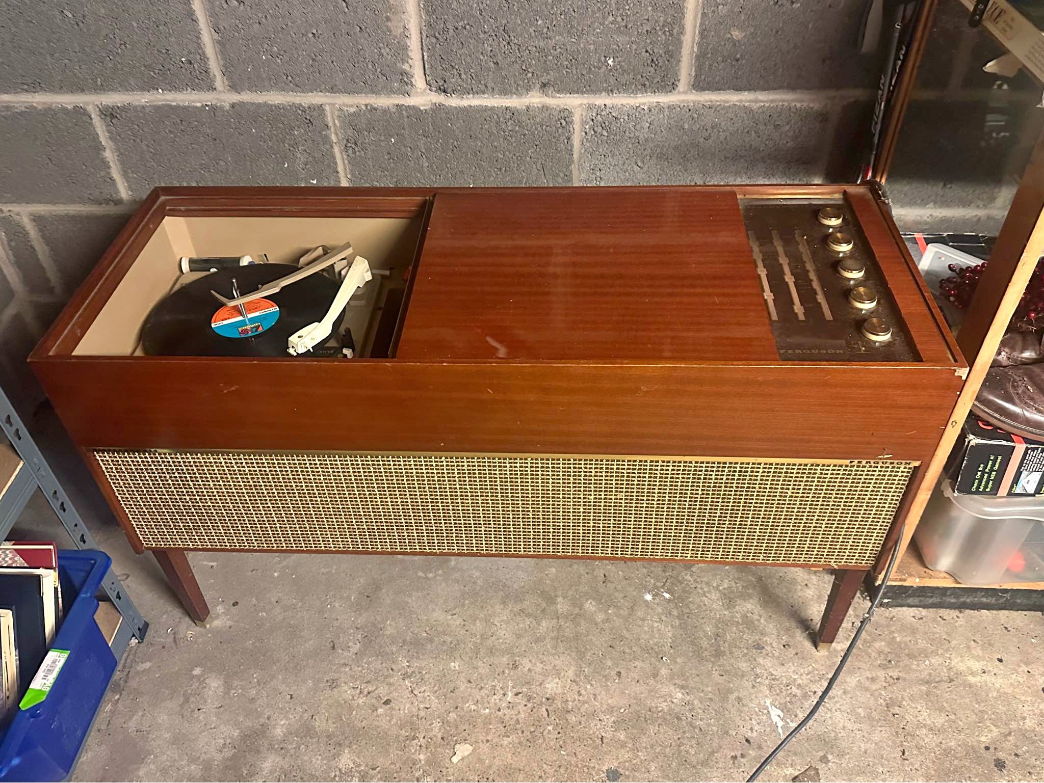 Ferguson 3312 Radiogram - free for pickup - Radios - Green Hammerton ...