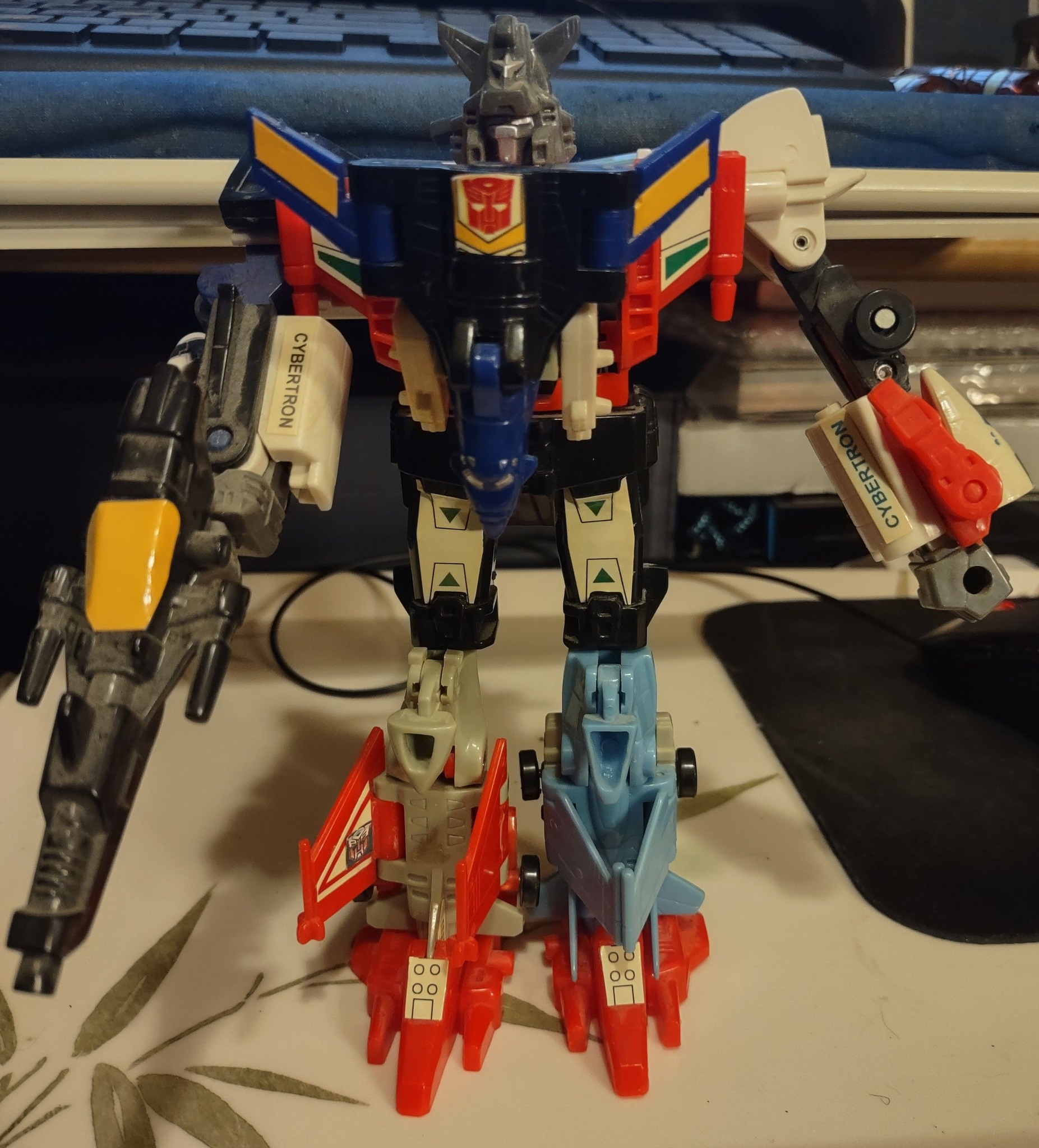 Takara Transformers Micromaster Decepticon Sixwing (2003)