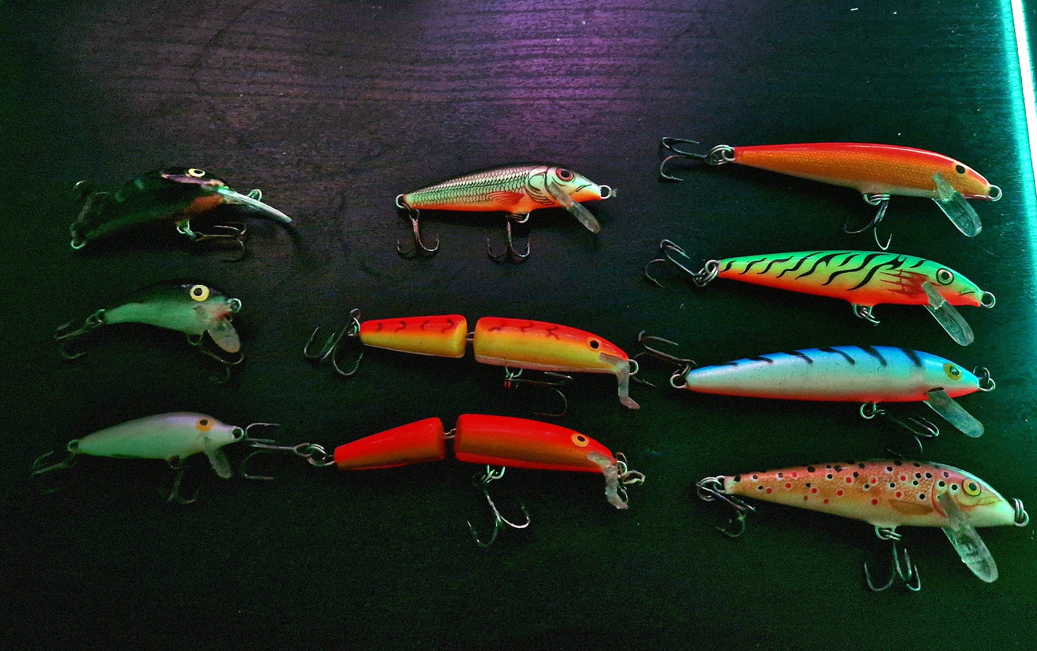 Lot énorme De Plus De 250 Leurres De Pêche - Marques Cordell, Mann's, Rapala, Rebel, Strike King...