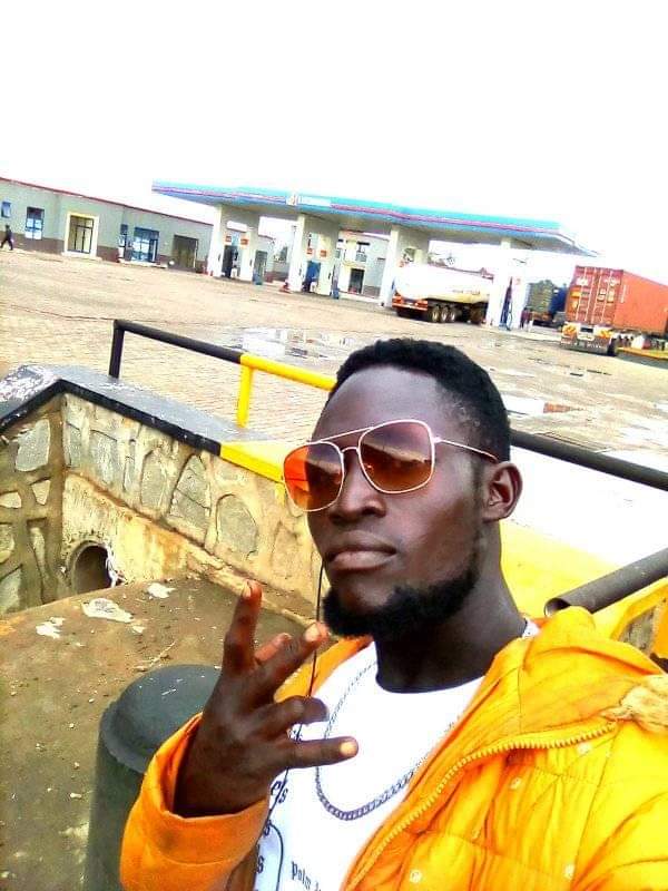 Rapper Esker Rhymes