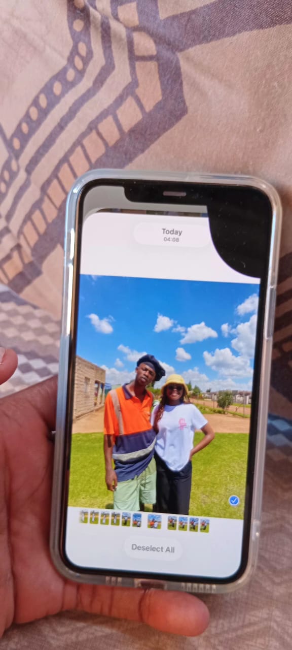 THEMBALETHU,PHOLA PARK AND VEZUBUHLE NEW MALL | iPhone 11 Pro - R3000 ...
