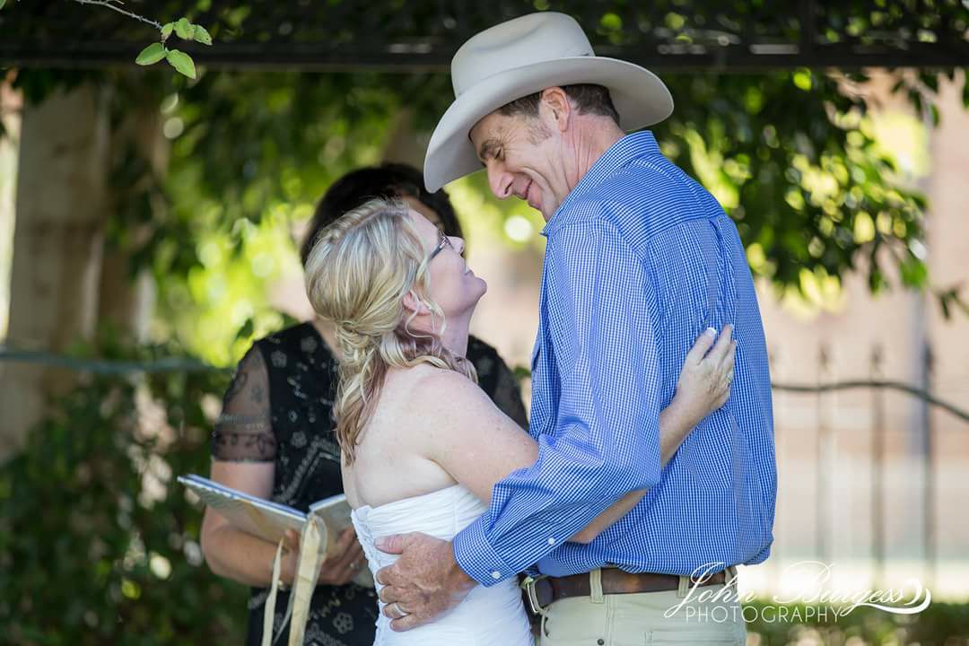 Anne Weekes -religious marriage celebrant who performs civil ceremonies ...