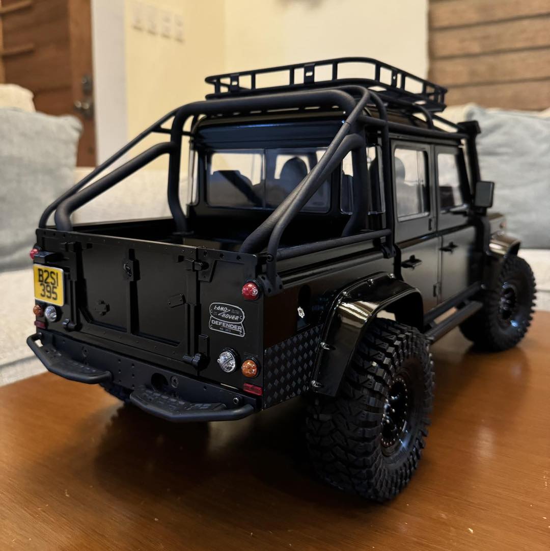 Project 007! BoomRacing BRX02 Land Rover D110 Pick-up James Bond