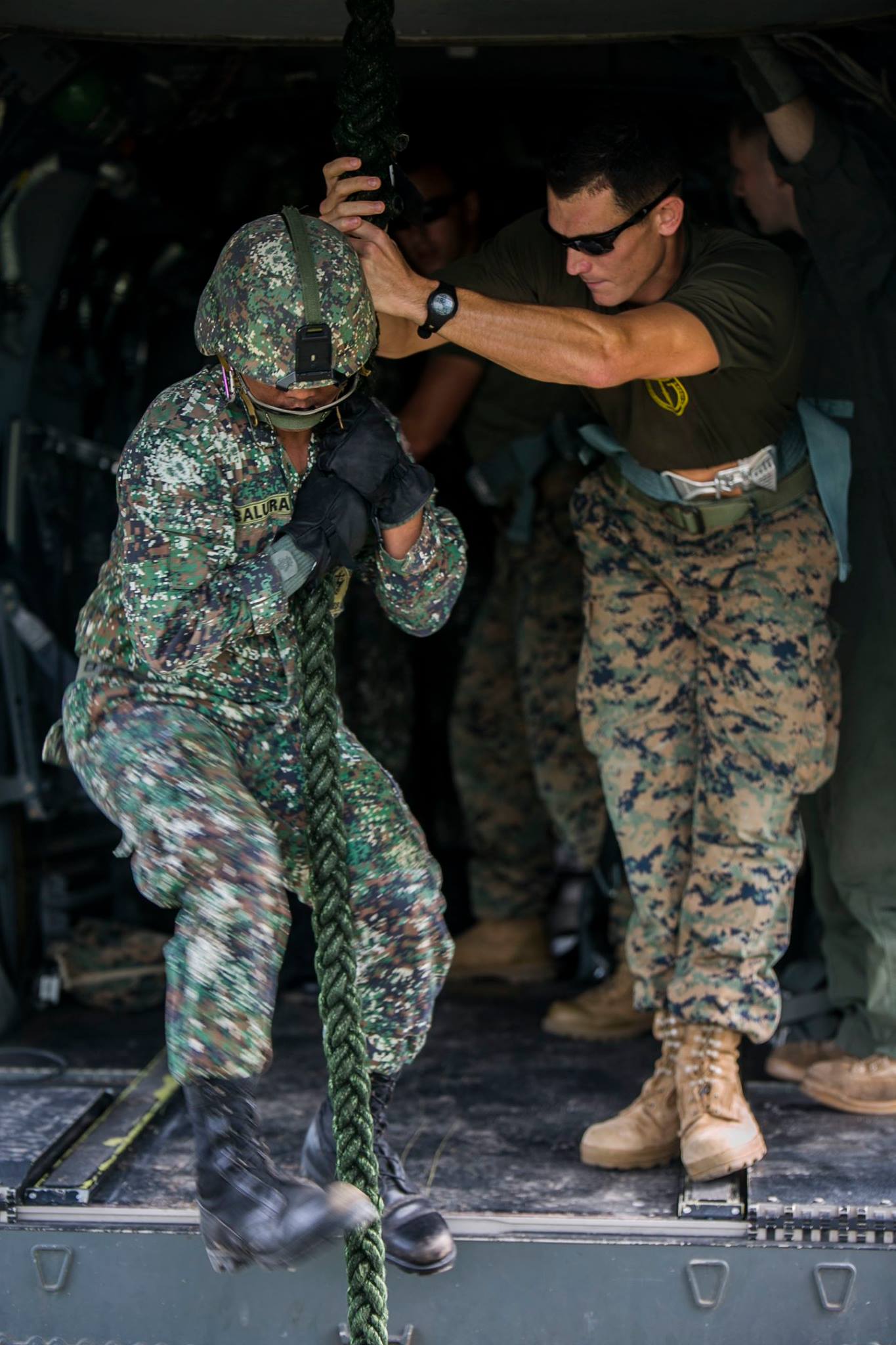 Marine Corps Installations Pacific - A Philippine Marine learns fast ...