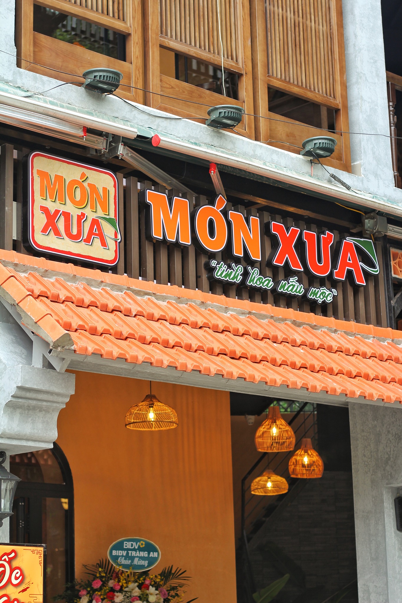 TÌM VỀ HÀ NỘI XƯA NGAY GIỮA LÒNG... - Quán Xưa - Món Xưa | Facebook