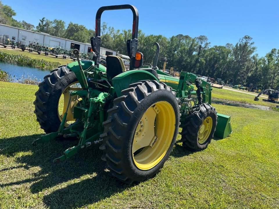 JOHN DEERE 5085M WITH H260 LOADER - Lawn Mowers - Mayo, Florida ...