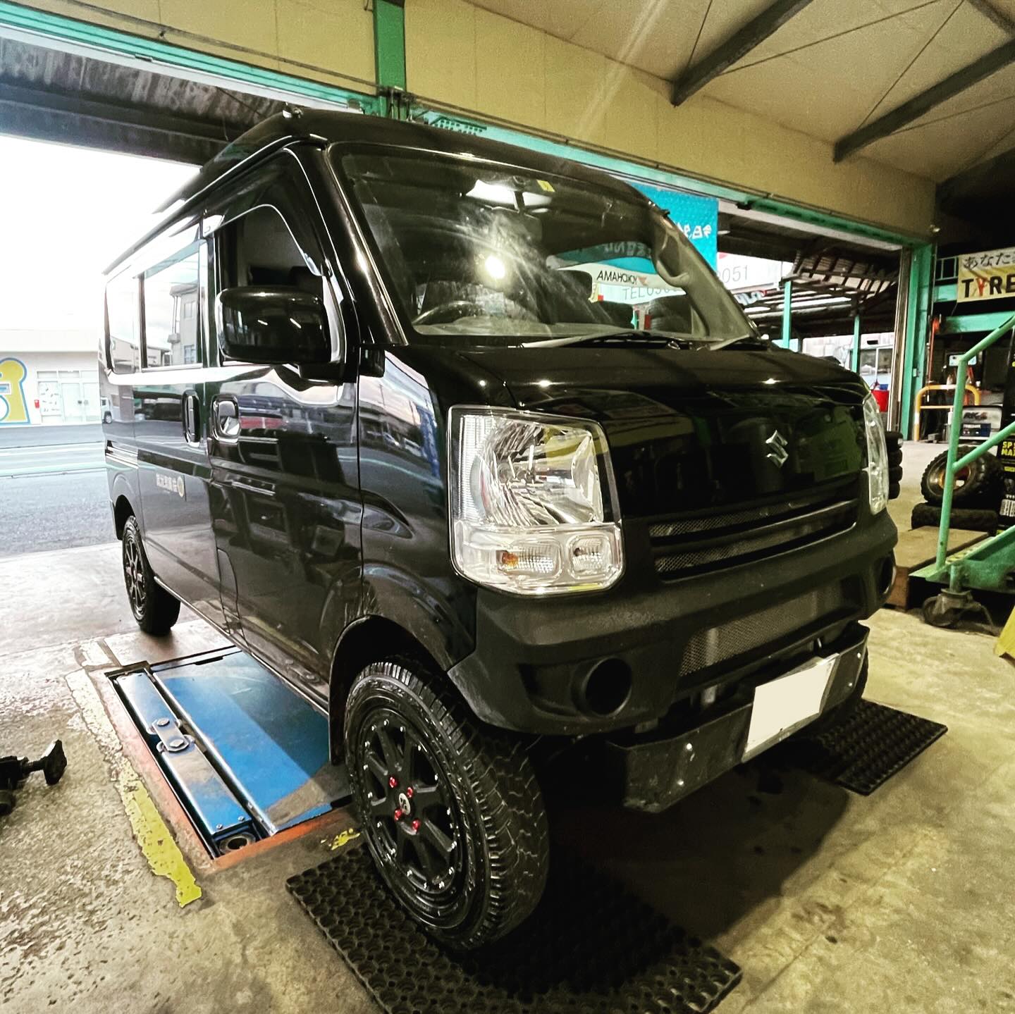スズキ エブリィ? ヨコハマタイヤ ジオランダー G016 X-AT 145R14c ご 