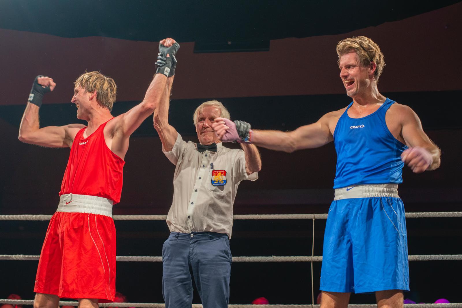 Lions Boksgala - Ladies and Gentlemen, our next fighter is...... Edwin ...
