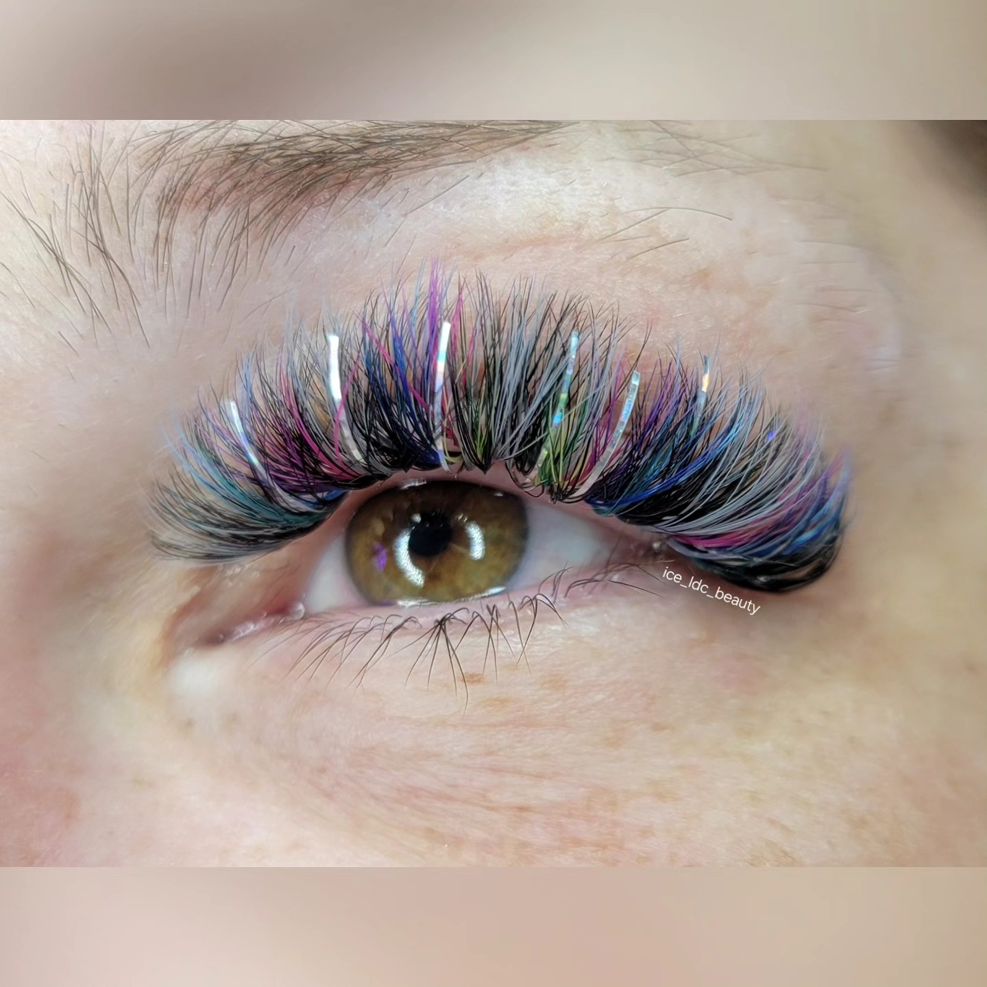 ice_ldc_beauty - 🖤 OIL SLICK LASHES🖤🛢🌈 I've had this... | Facebook