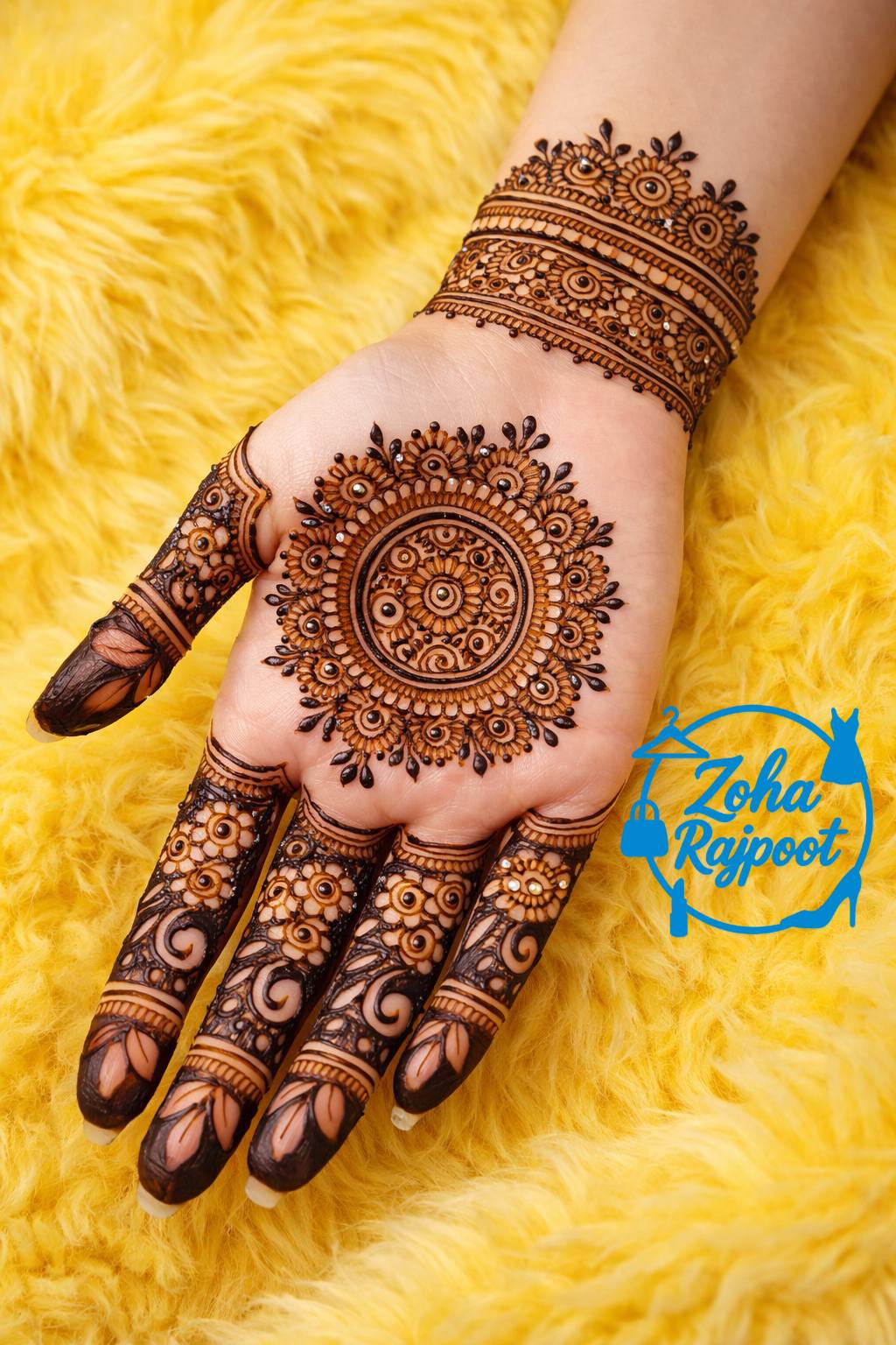 Zoha Rajpoot - 🌿 “The Magic in Her Hands” 🌿 Woh khamosh... | Facebook