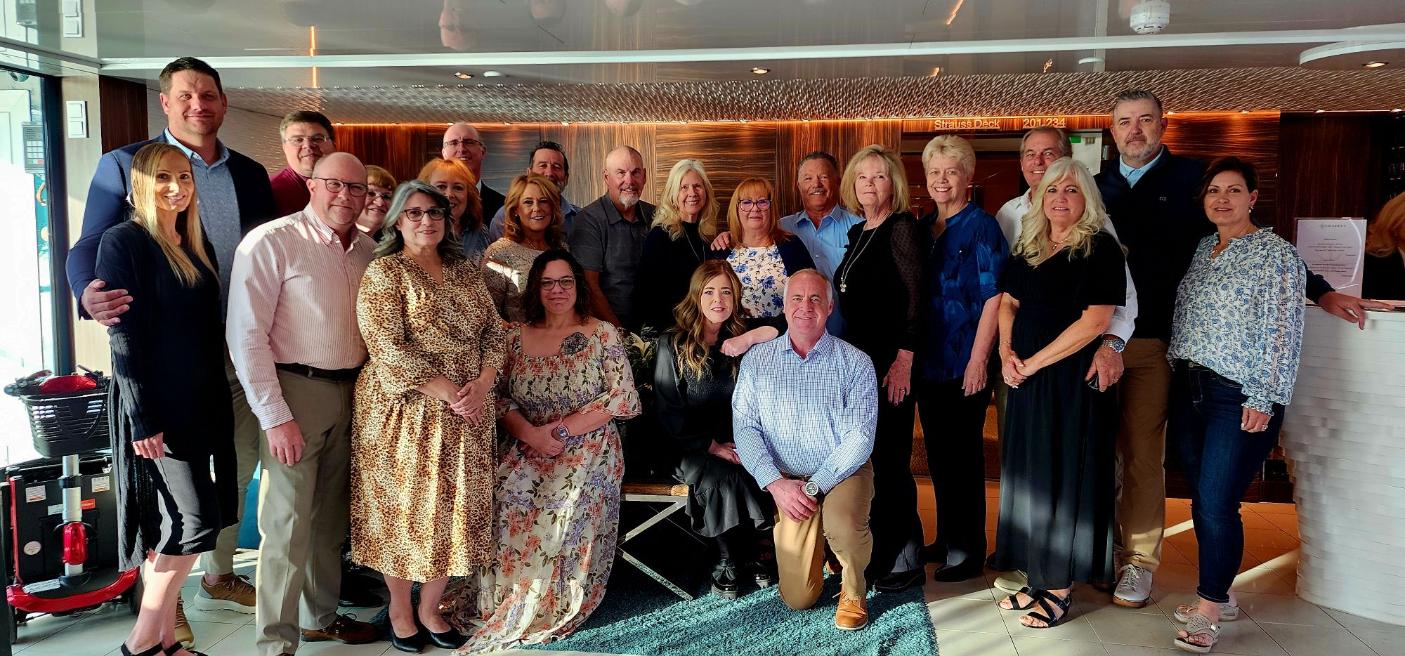 What is the dress code for Seine cruise?