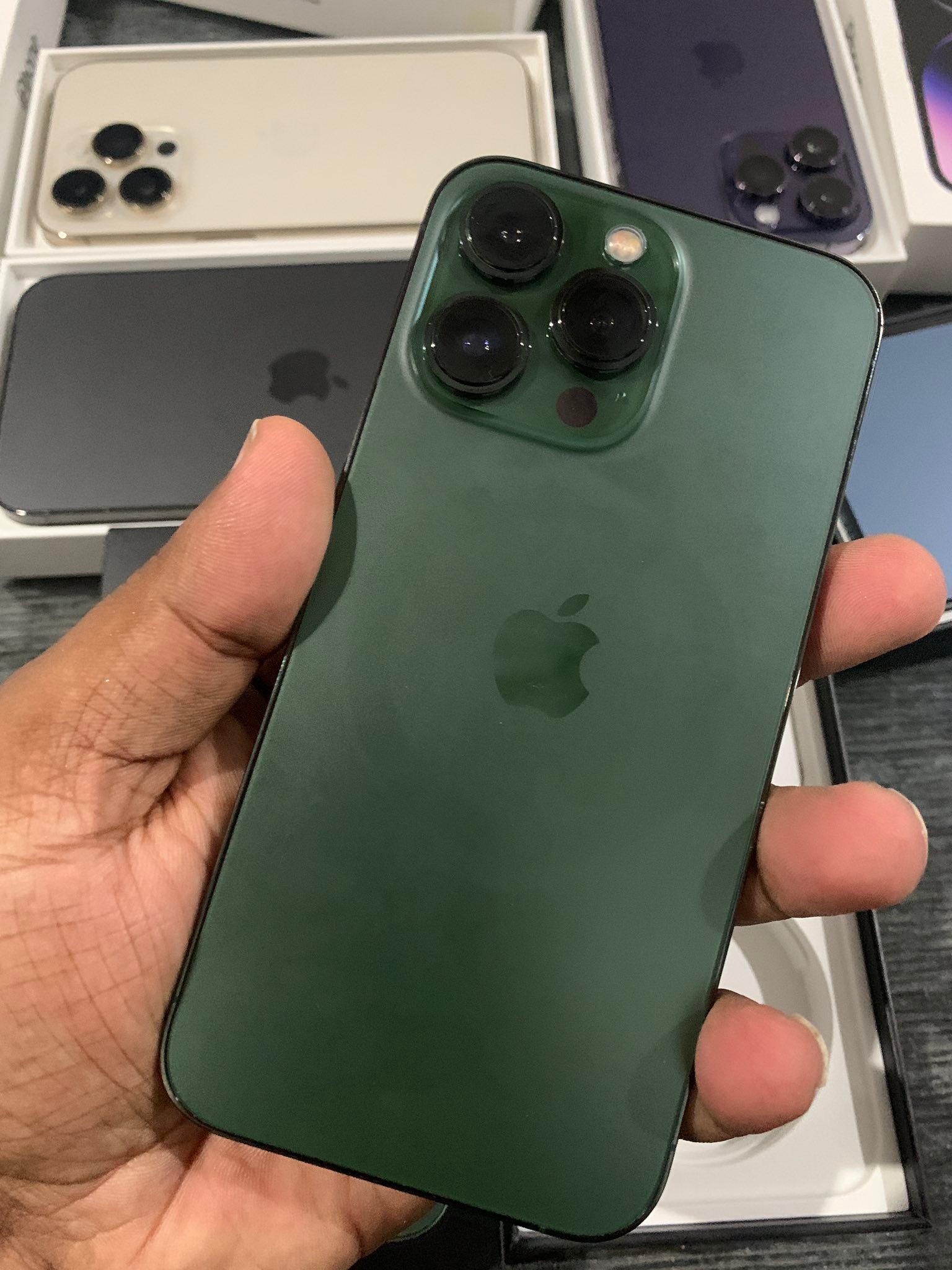 Apple iPhone 13 Pro 256GB Alpine Green Condition 99% Battery 