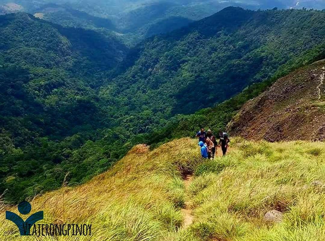 Viajerong Pinoy - . Tarak Ridge, Mariveles, Bataan 🏃 IG...