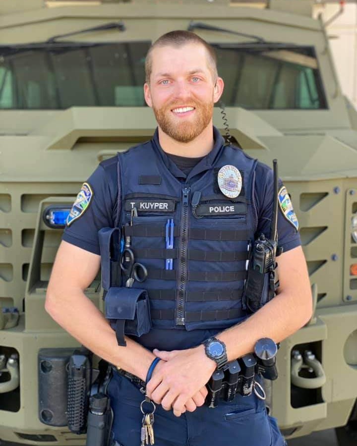 Redding police sergeant awarded for community outreach program