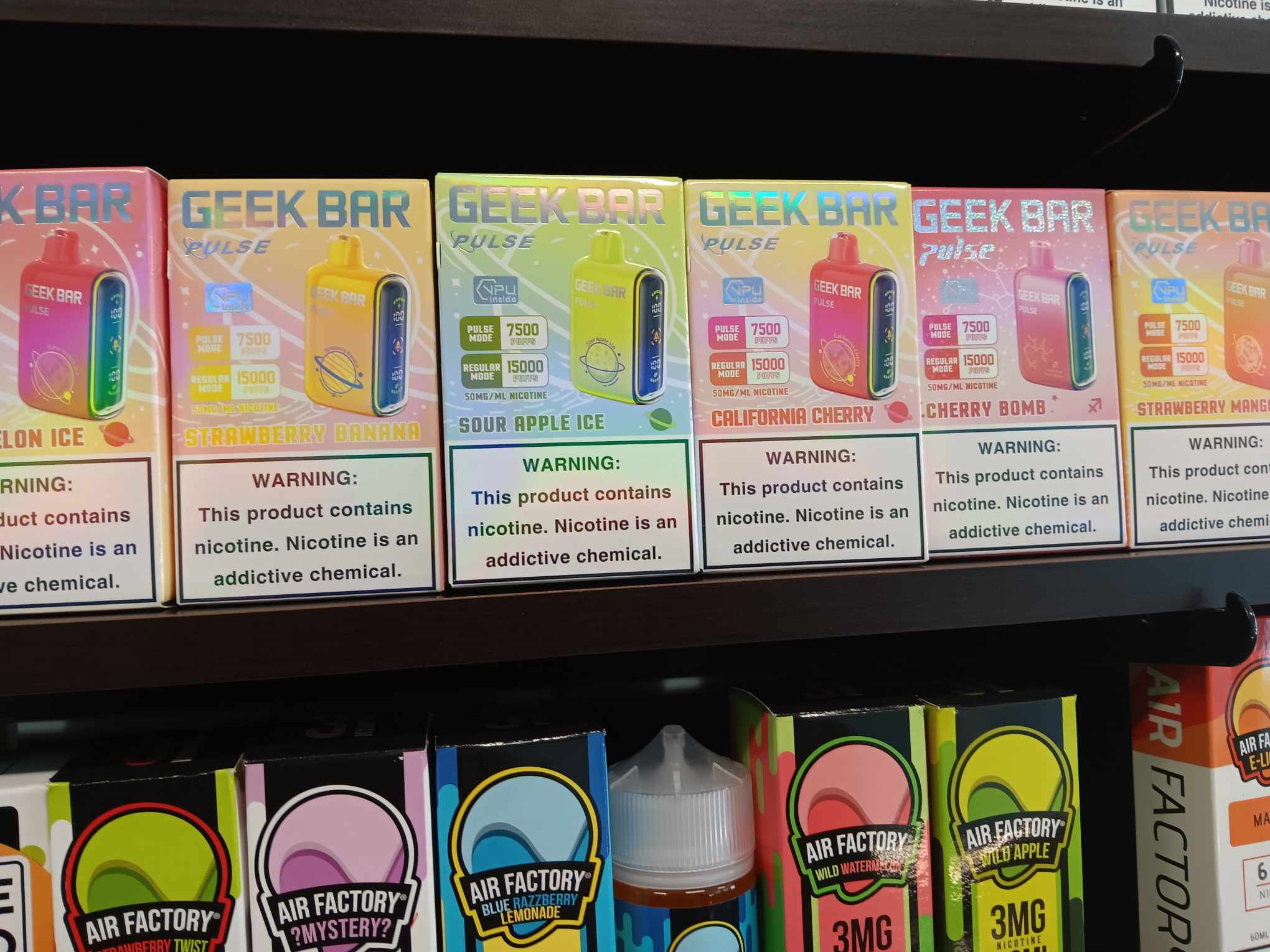 oasis vape flavors Vapors shop (@100054455861416) - Photos RAZ VUE 50K Disposable PIXL Flavour:Bomb Blue razz