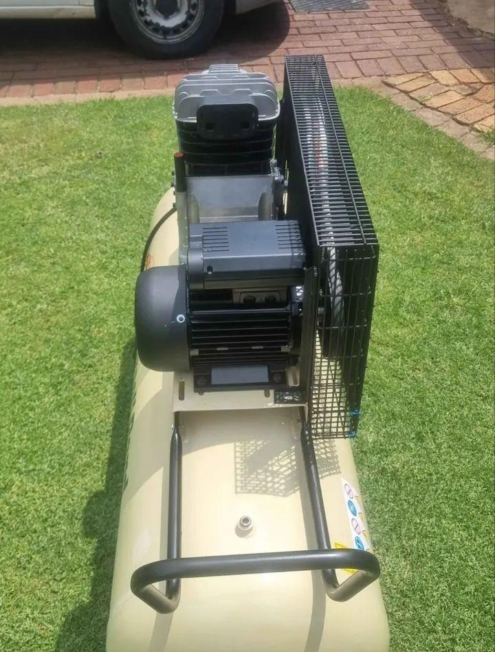 200LT Ingersoll Rand Compressor - Air Compressors - Rustenburg ...
