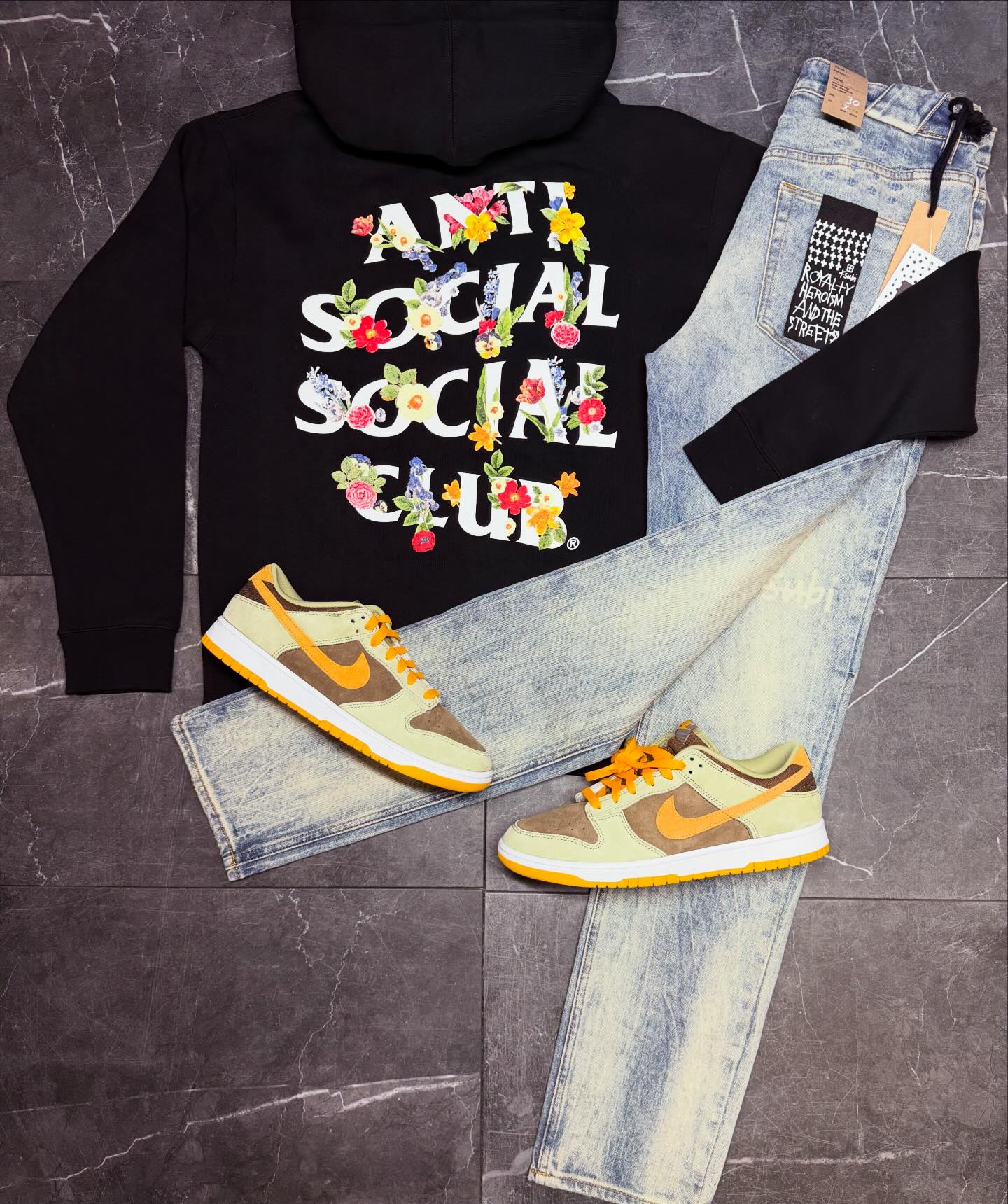 Anti Social Hoodie S,L,XL Ksubi mid rise skinny jeans 28,29,30,31 