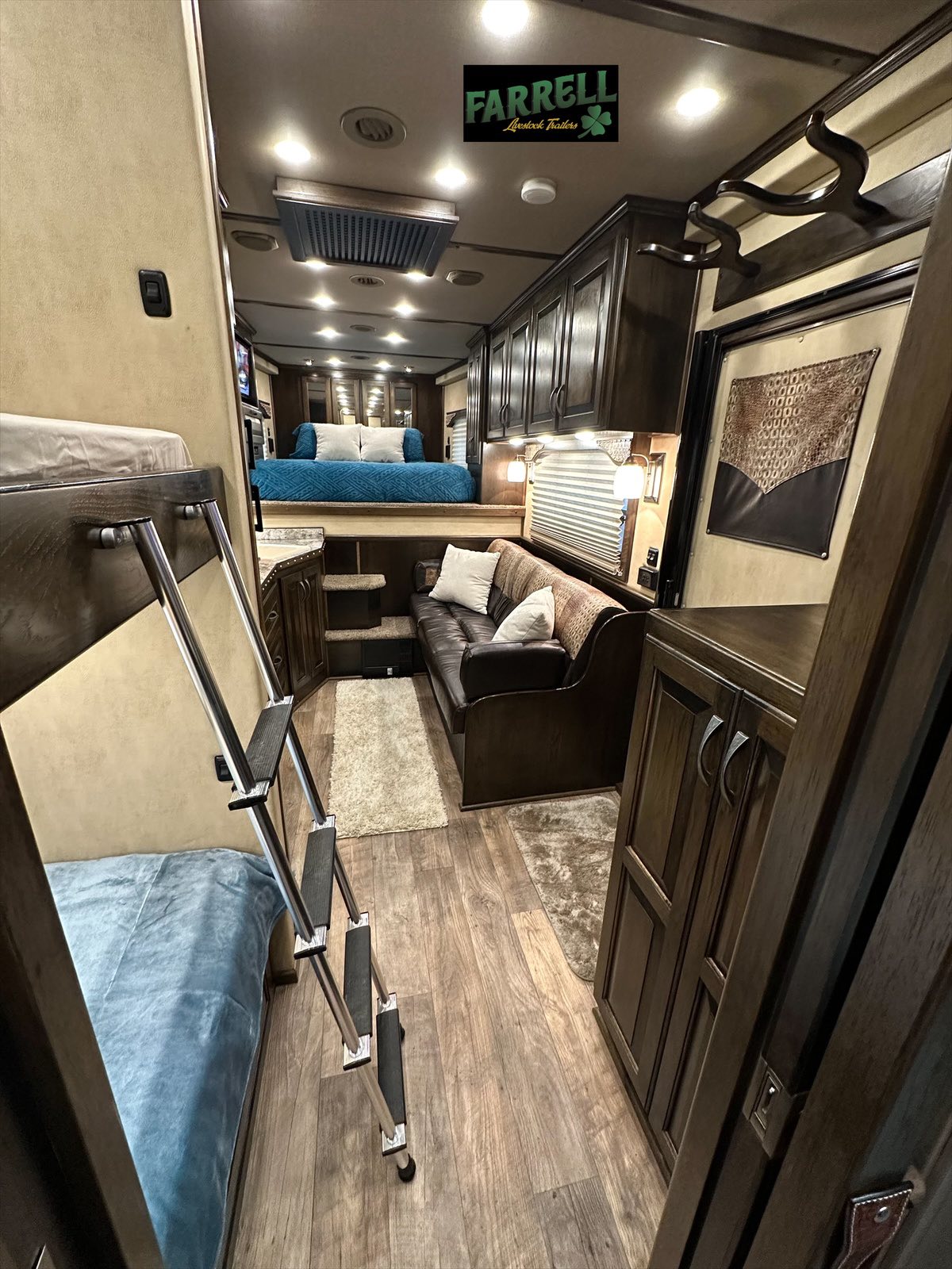Farrell Livestock Trailers... - Farrell Livestock Trailers